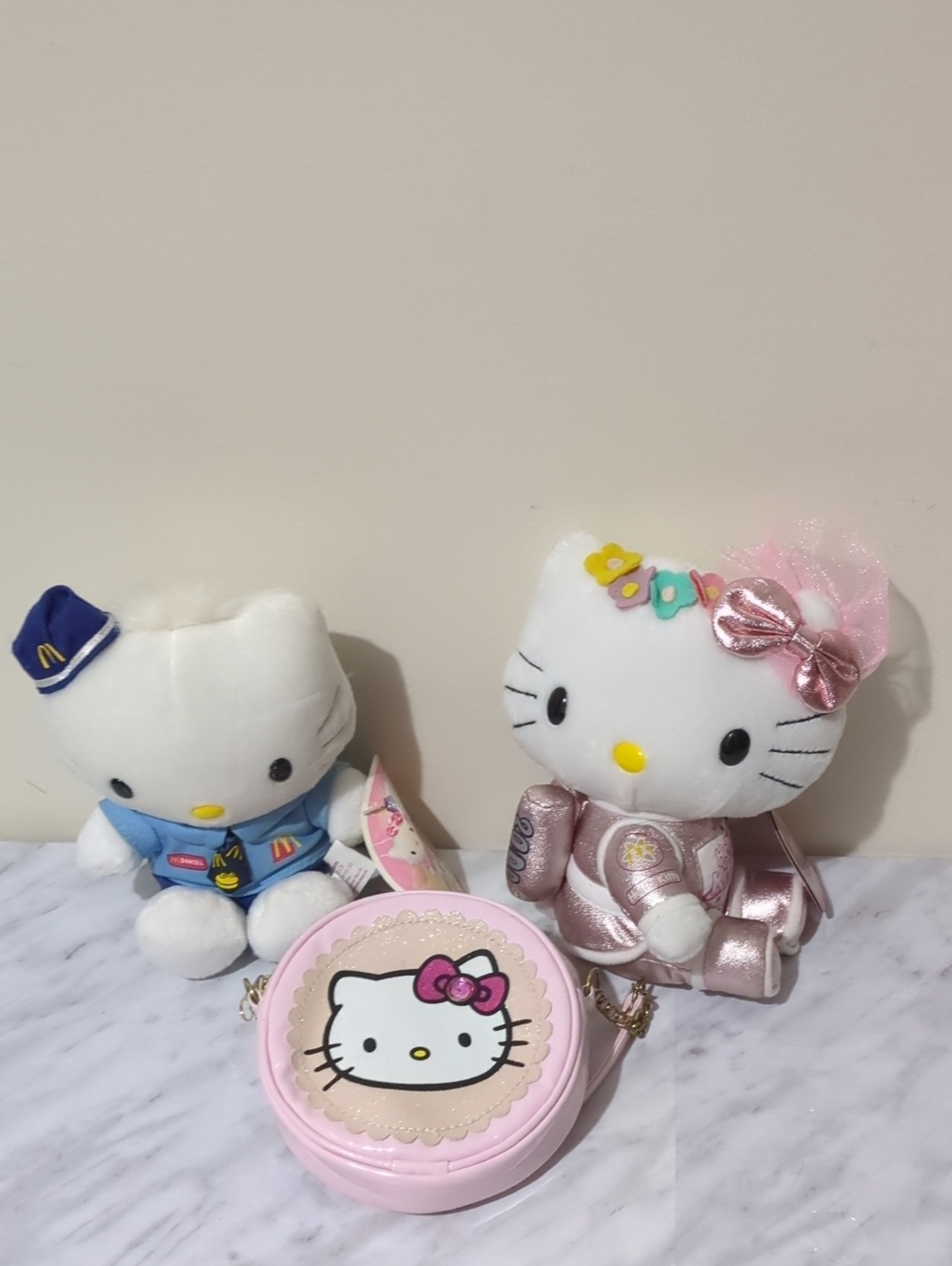 Hello Kitty Plush with Purse. 2 Hello Kitty Plush With 1 Purse